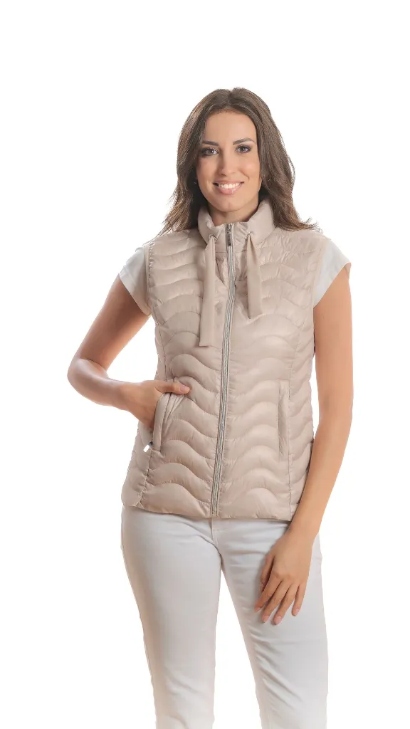 SA017 LORYVEST1.webp